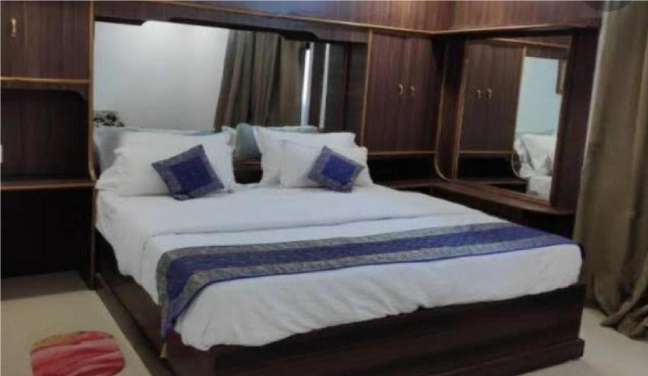 Hotel Chandrawali By Wb Inn Ballia Ngoại thất bức ảnh